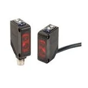 Датчик обнаружения прозрачных объектов OMRON E3Z-B