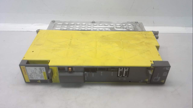 Сервоусилитель Fanuc Servo Amplifier Alpha iSV 1-80 FSSB 30i A06B-6117-H105